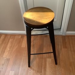 Stool Metal With Wooden Seat. 