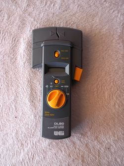 UE DL80 Clamp-On Multimeter in Gray with Orange Dial
