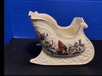 Lenox Cardinal sleigh