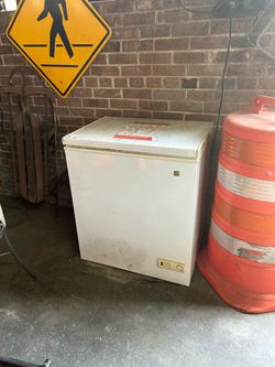 Chest freezer