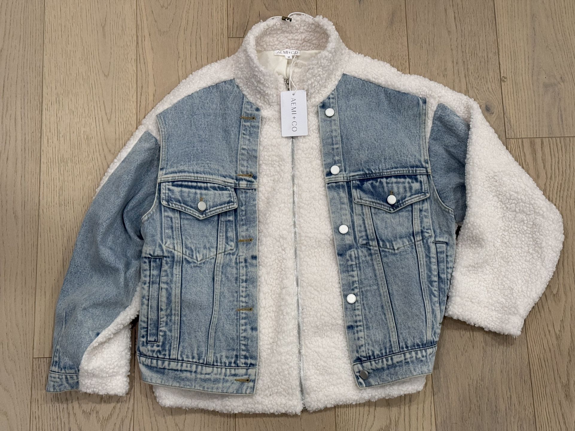 Women’s - Jean jacket with Sherpa