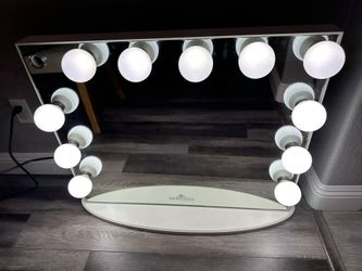 Impressions Vanity