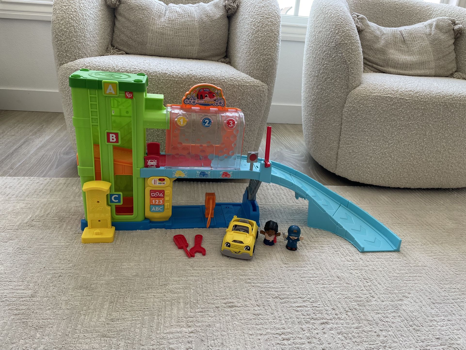 Little People Car Wash