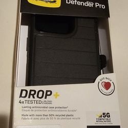 OtterBox iPhone 13 Pro (ONLY) Defender Series Case - BLACK, Rugged & Durable, With Port Protection, Includes Holster Clip Kickstand

( Brand New )