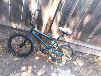 Kink BMX bike