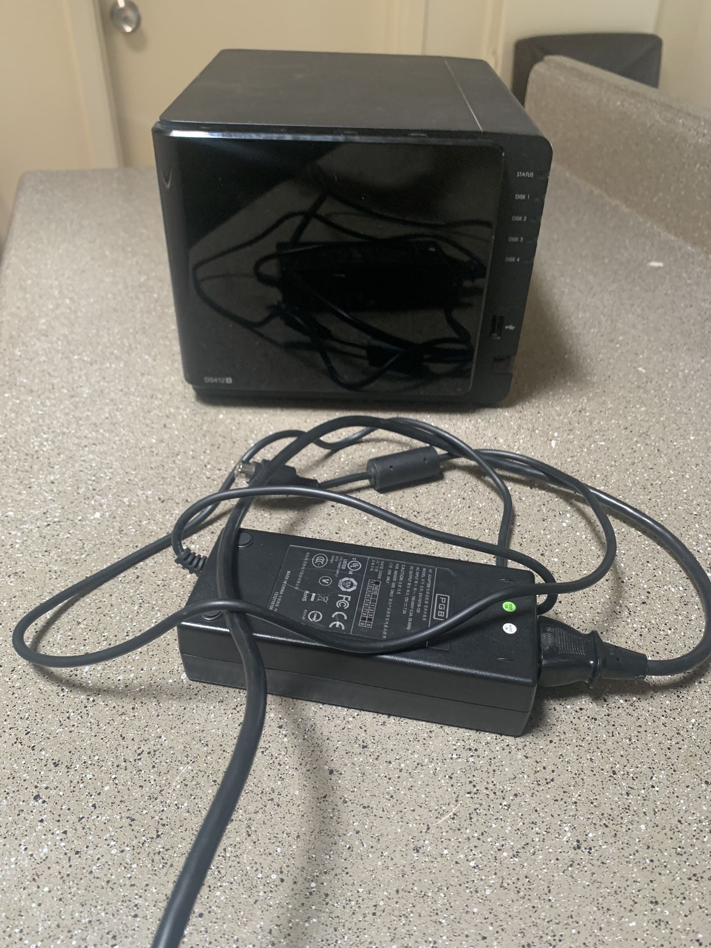 Synology DS412+ 4-Bay Network Attached Storage Enclosure NO DRIVES