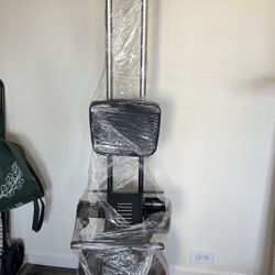 LIKE NEW - Rowing Machine 