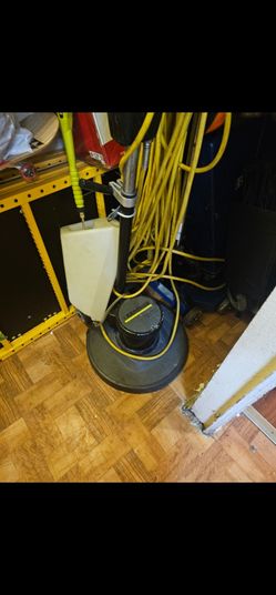 KARCHER CLEANER FLOOR