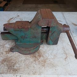 Vintage Vise