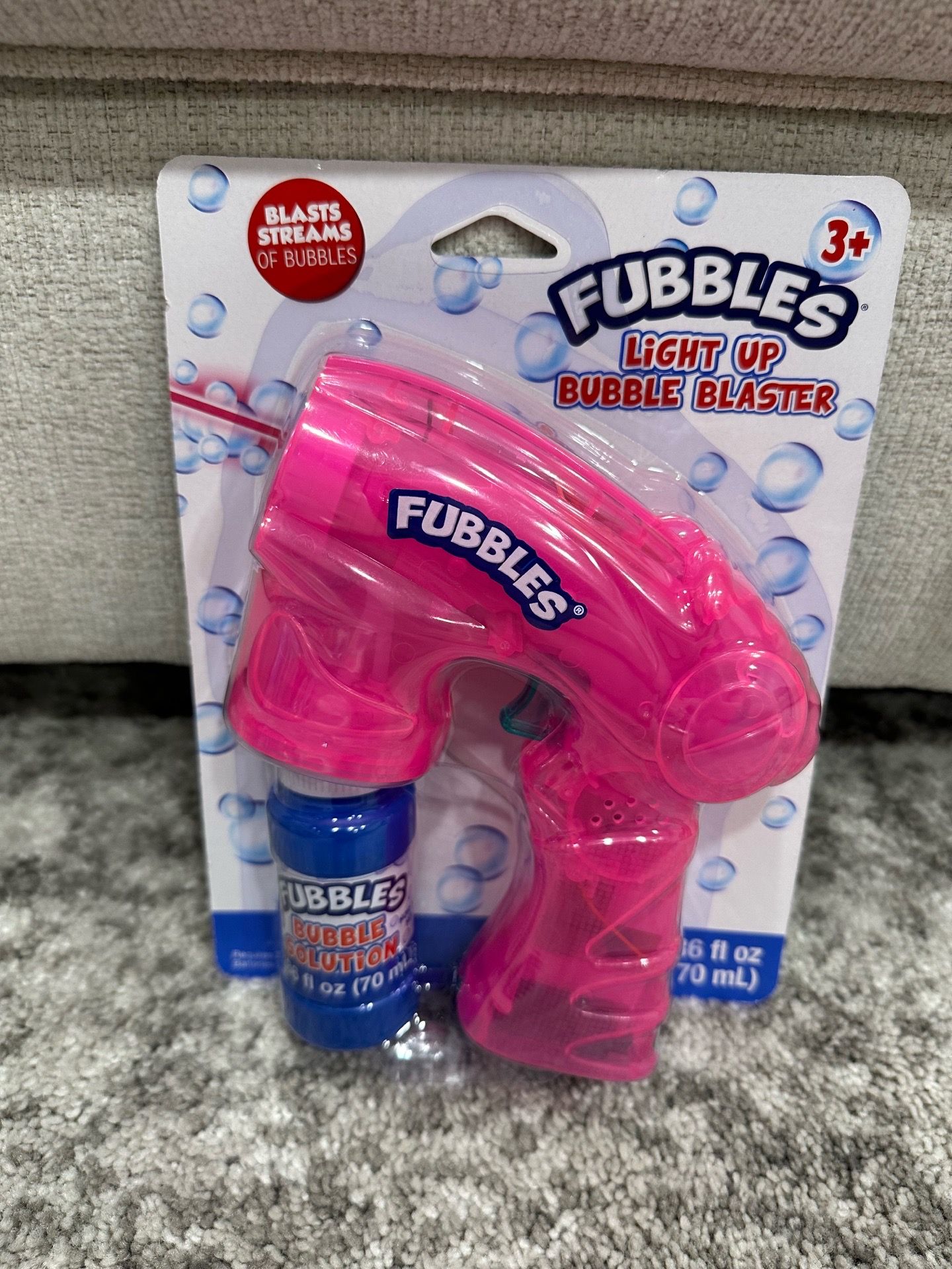 BRAND NEW LIGHT UP BUBBLE BLASTER