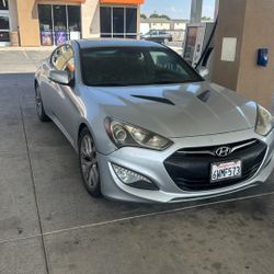 2013 Hyundai Genesis Coupe