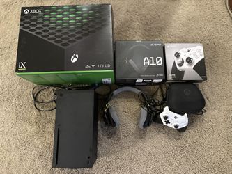 Xbox Series X 1TB Console + Elite Controller + Headset