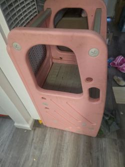 Toddler tower