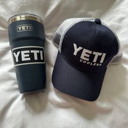 Yeti 30 Oz. Rambler Stainless Steel Drinking Tumbler