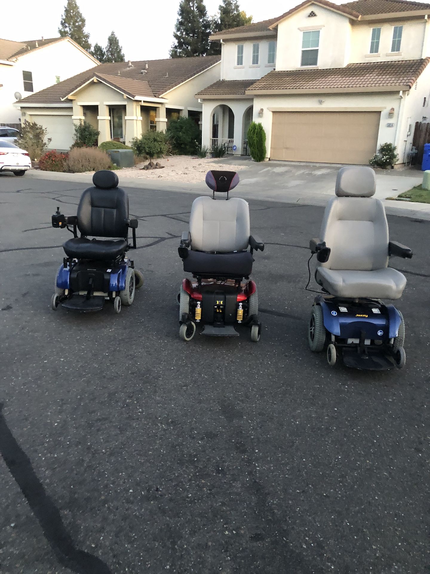 Jazzy Heavy Duty Power Chairs Your Choice $750 Firm