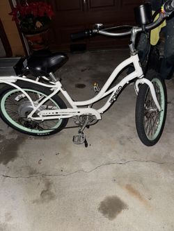 Pedego Comfort Cruiser E Bike