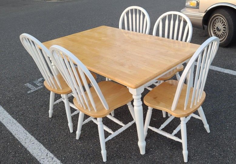 Oak And White Country Dining Table (No Chairs) Solid Oak/ Farmhouse/ Rustic / Cottage/ Distressed/ 6 Chair Set Up/ Set