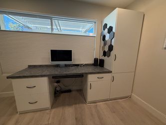 Custom Closet World Home Office Desk and Storage System