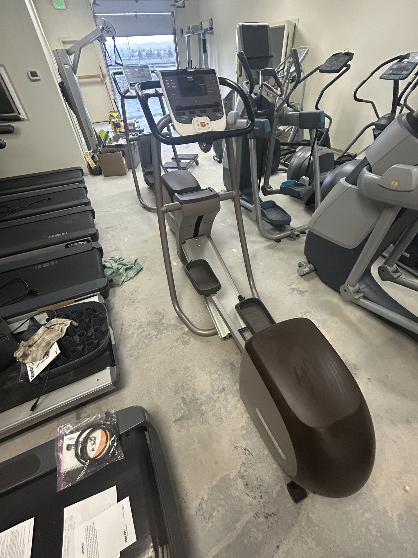Precor 5.31 Elliptical 