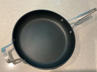 Calphalon Classic Fry Pans non stick 12” Like New