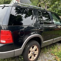 2003 Ford Explorer