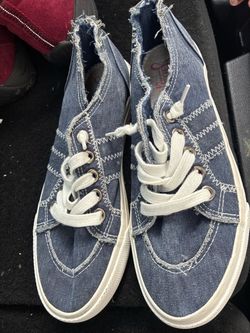 $10 a pair