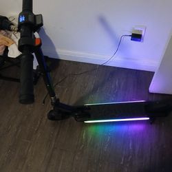 Refurbished jetson omega electric scooter
