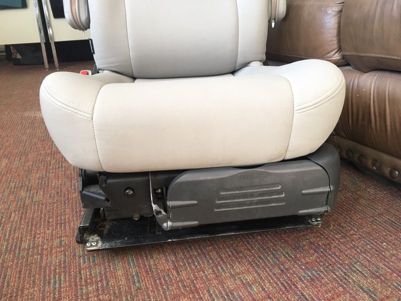 Bruno valet seat lift chair handicapped model vss2600 for Sale in