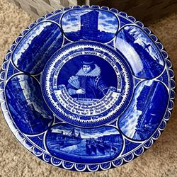 1906 Rowland & Marsellus Co Matoaka (Pocahontas) and Captain John Smith Plates