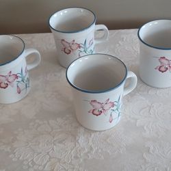 4 Royal Prestige Stoneware mugs/coffee cups/NWT