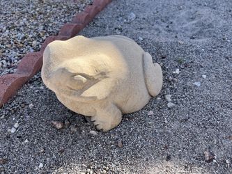 Yard Decor Frog