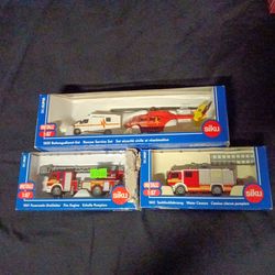 Siku Fire Engine, Water Cannon, & Rescue service set