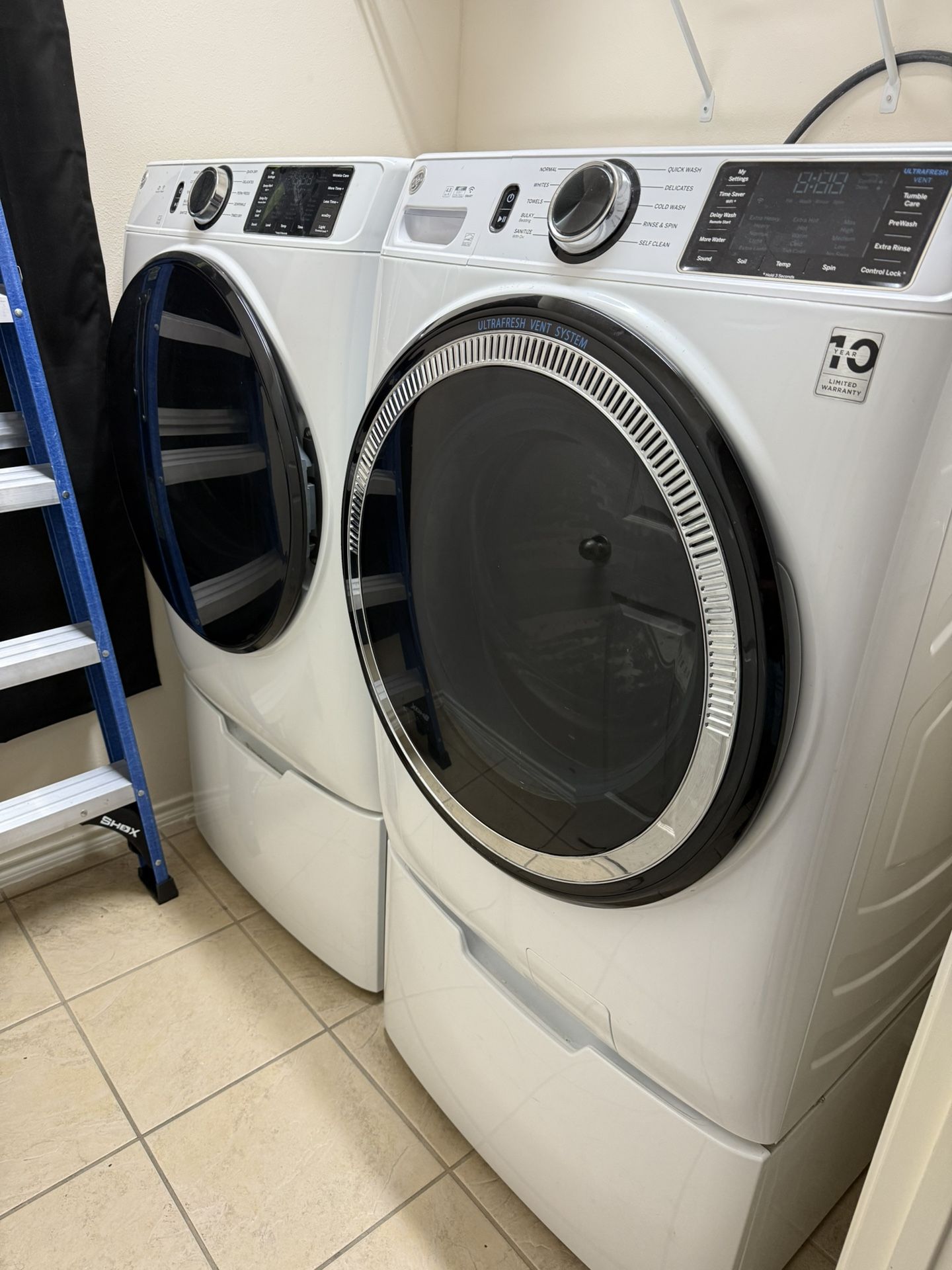 Front Loader Washer & Dryer
