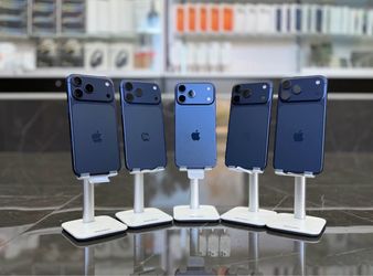 iPhone 17 Pro & 17 Pro Max (Blue) (Unlocked) (Take It Home In Payments/ llévatelo a casa en pagos) only $10 down