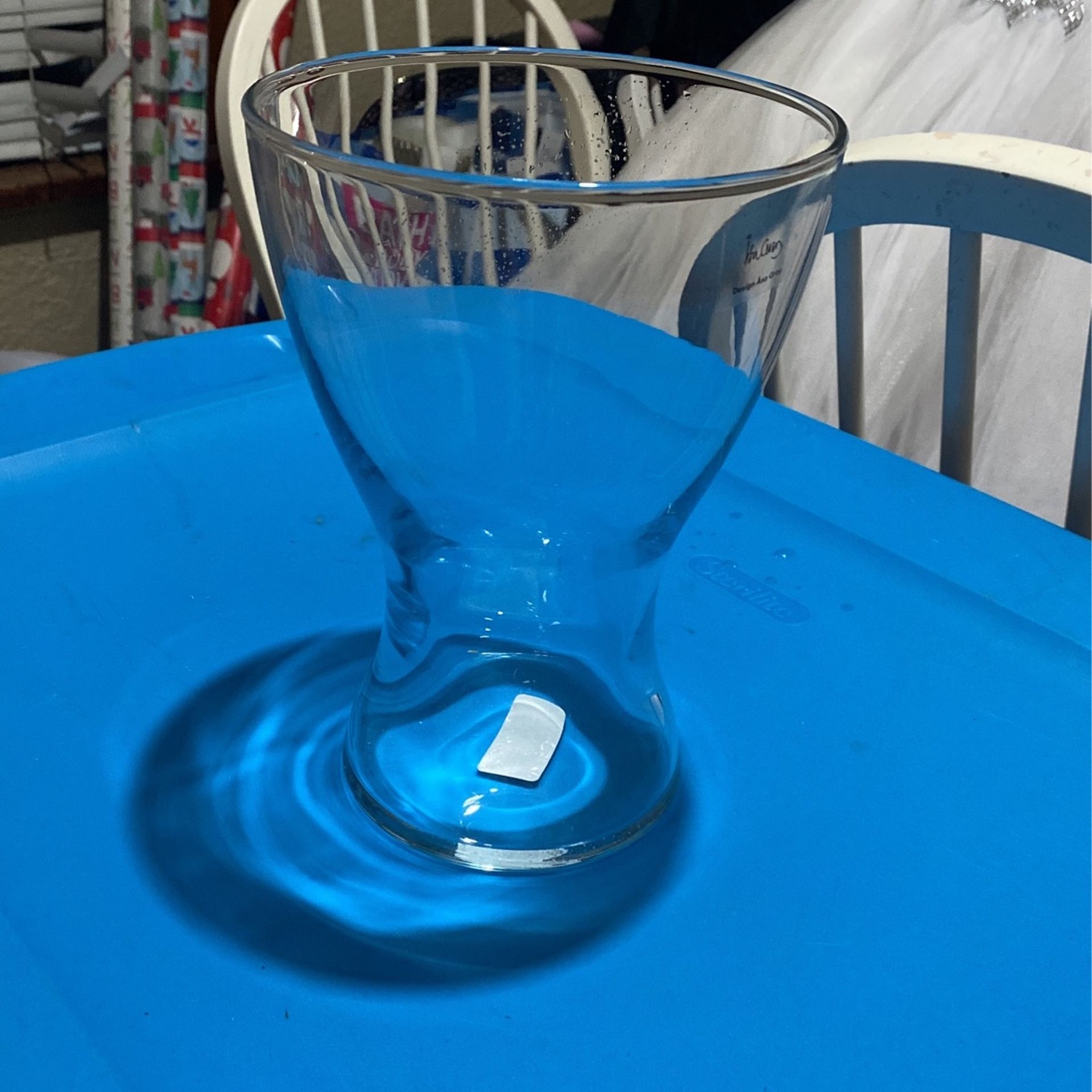 12 Vases