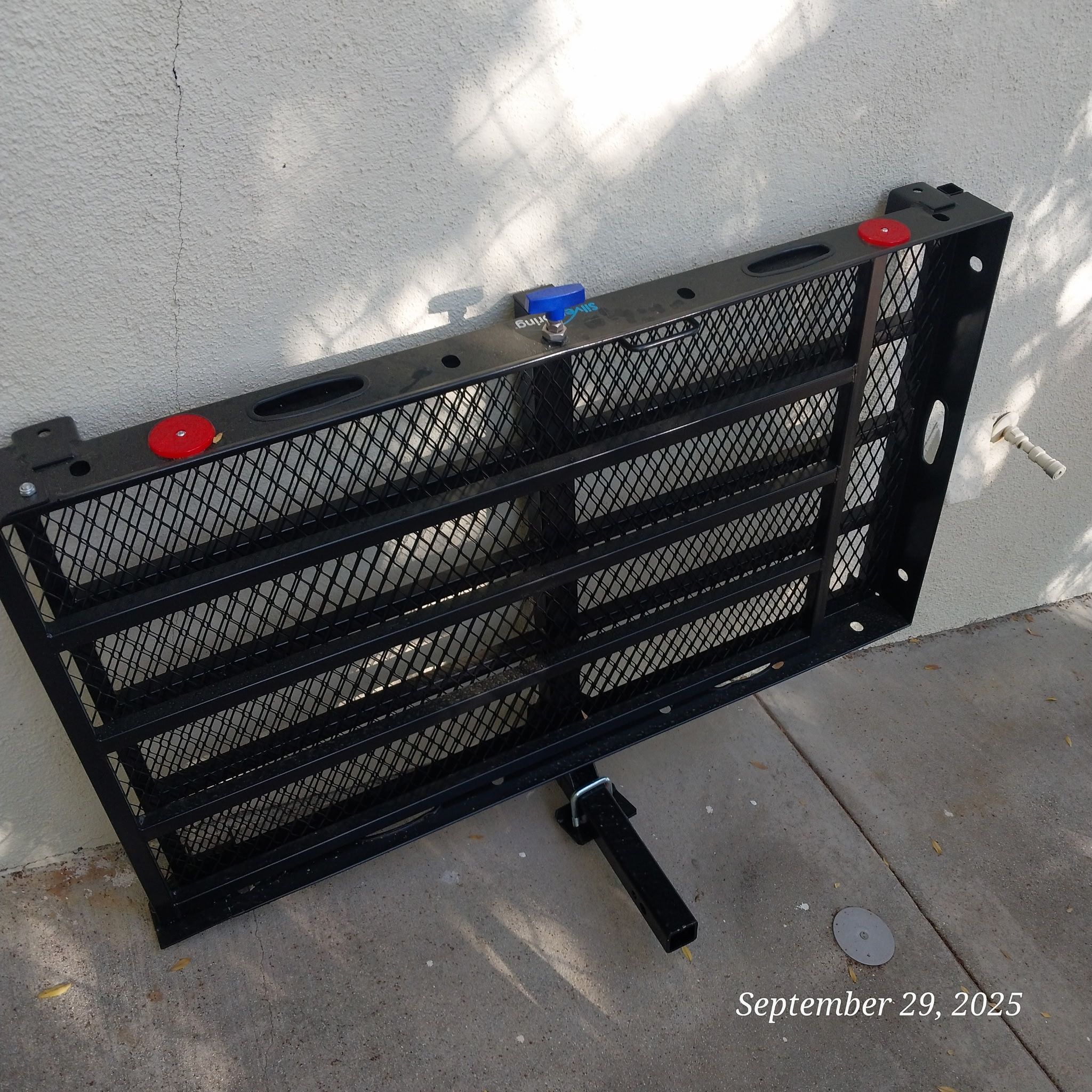 Silver Spring Car Cargo Carrier