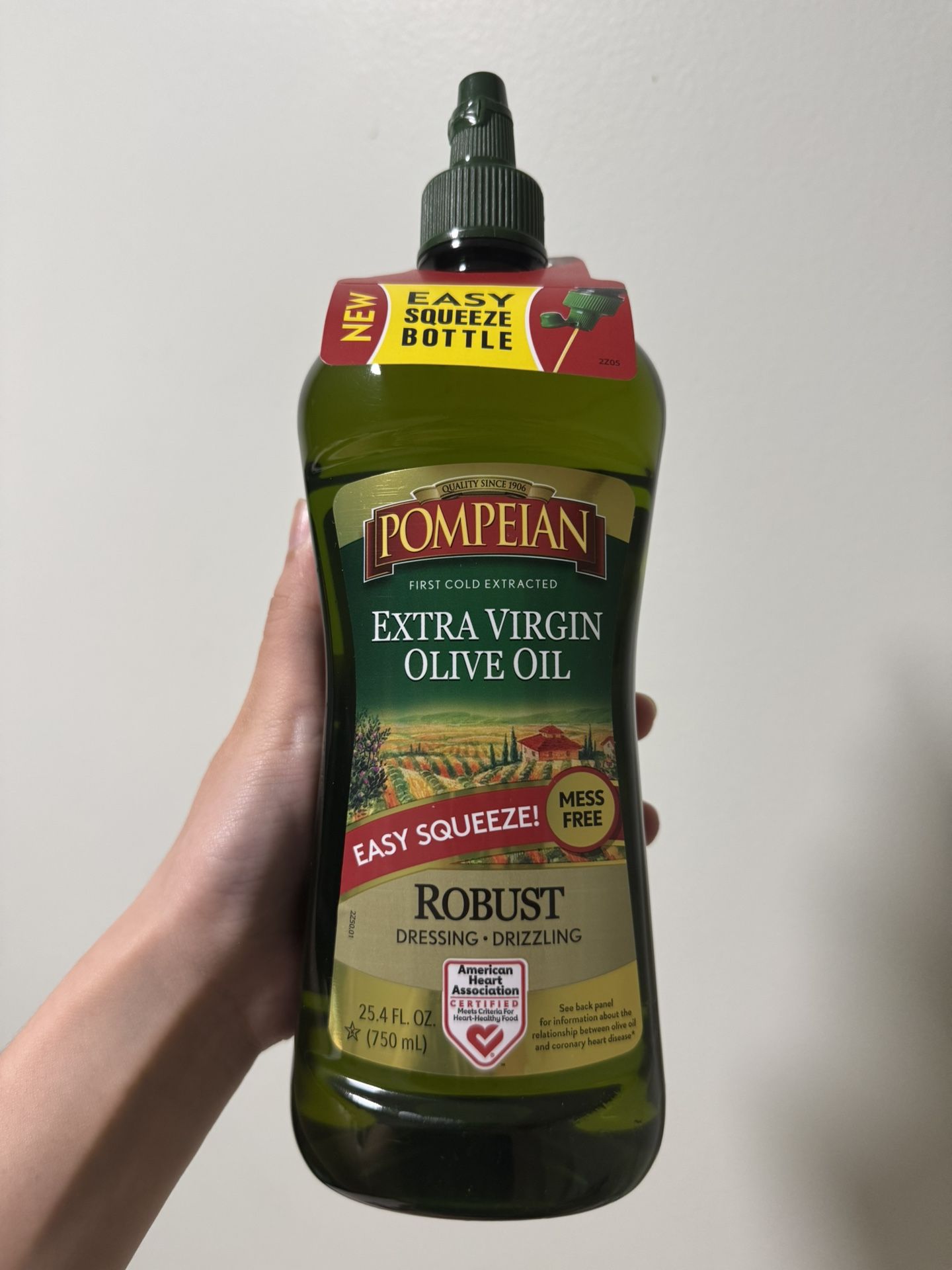POMPEIAN Extra Virgin Olive Oil Easy Squeeze Mess Free Robust 25.4floz Brand New Sealed Bottle