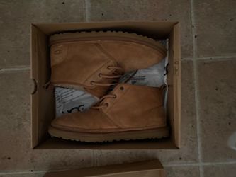 UGGS FOR SALE NEED GONE