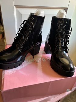 Allegra k boots