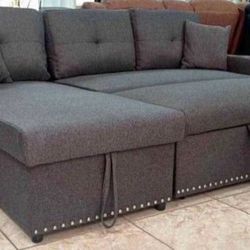 Like New Grey Sectional Gray Pullout Sofa Bed 