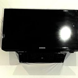 32 Inch TV