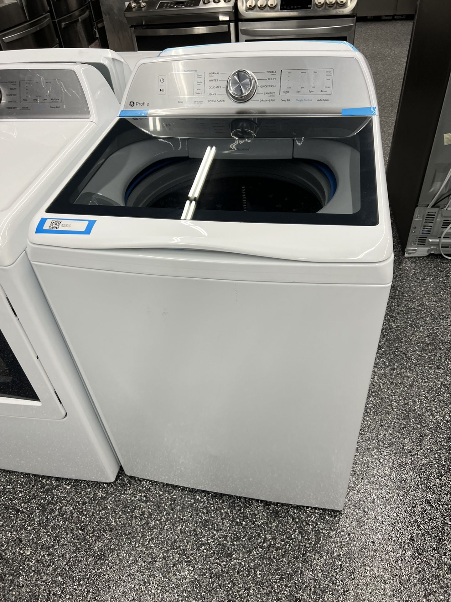GE Top Load Washer And Electric Dryer Set New 