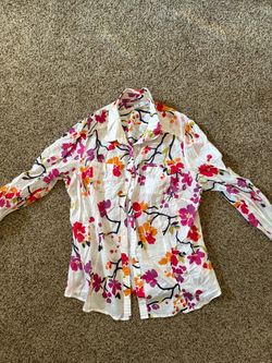 Old Navy Floral Women’s Shirt