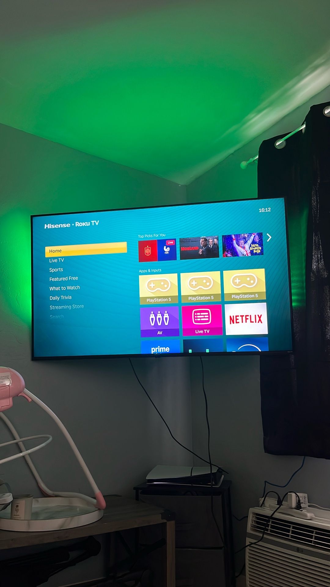 65” Hisense Roku TV