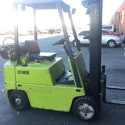 Clark Forklift