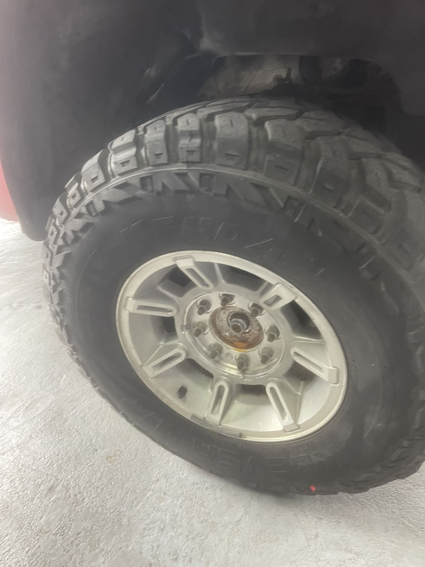 Hummer H2 Wheels And Tires