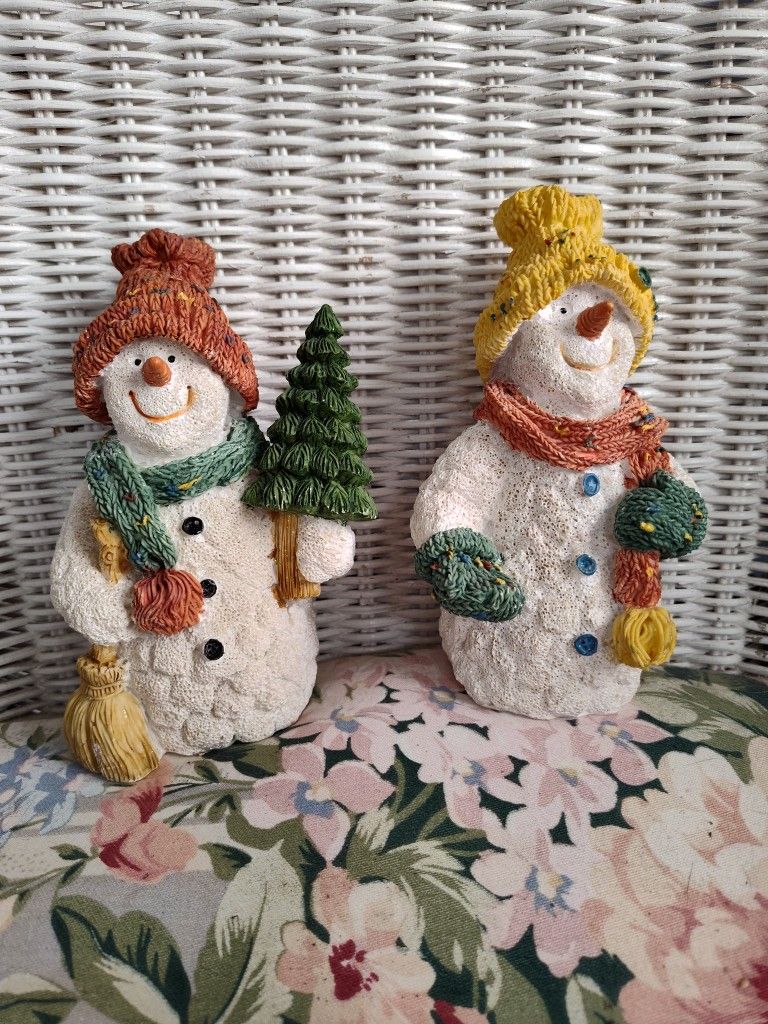 Snowmen Ceramic Figurines 2x
