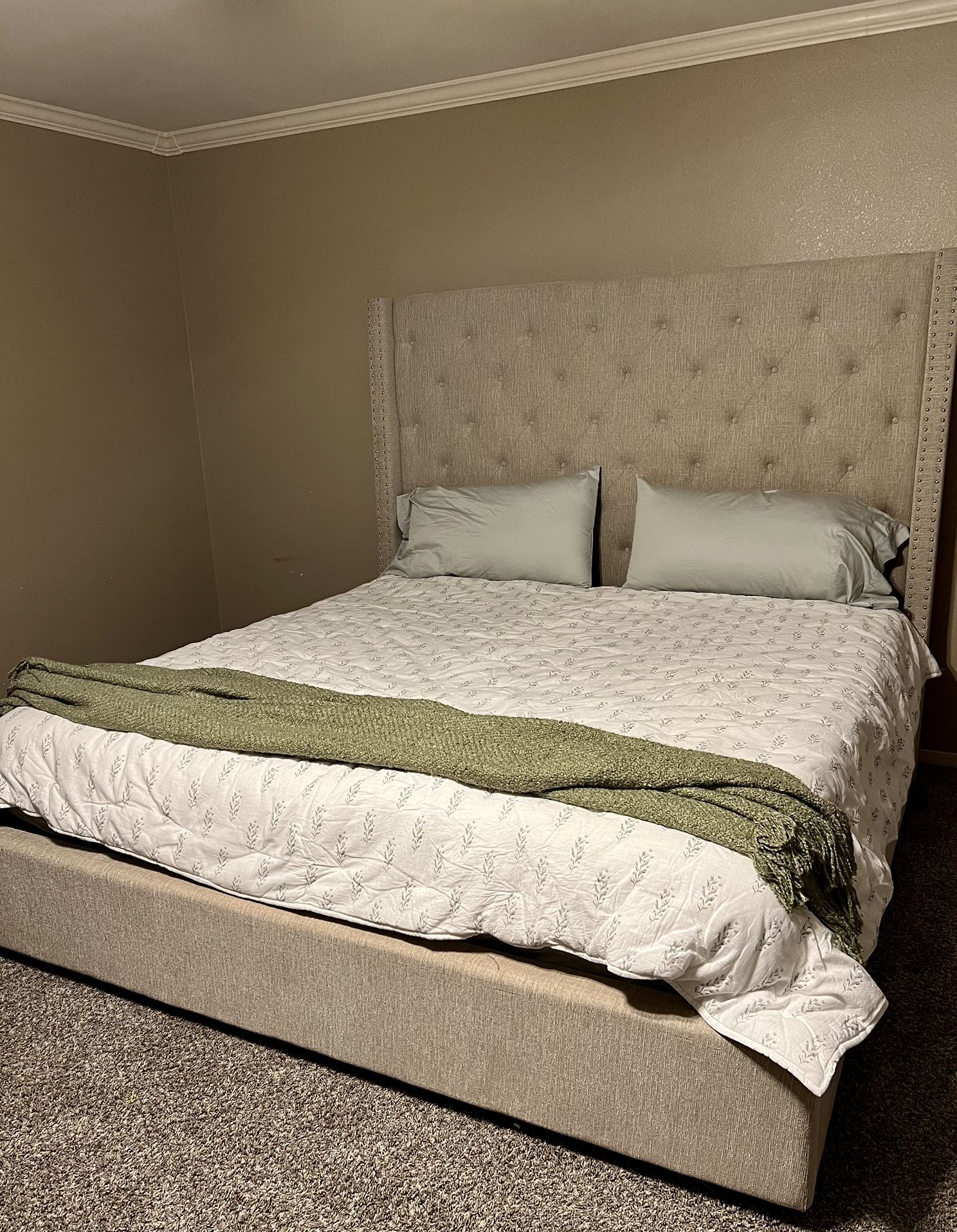 Like Platform New King Bed With Storage Drawer