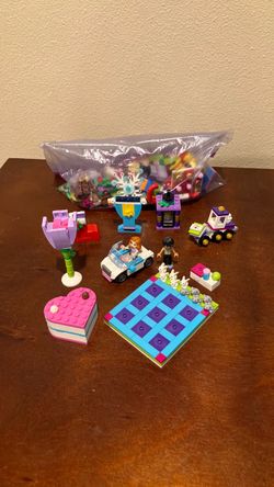 Lego friends, small sets and all advent calendar pieces Lego friends, small sets and all advent calendar pieces