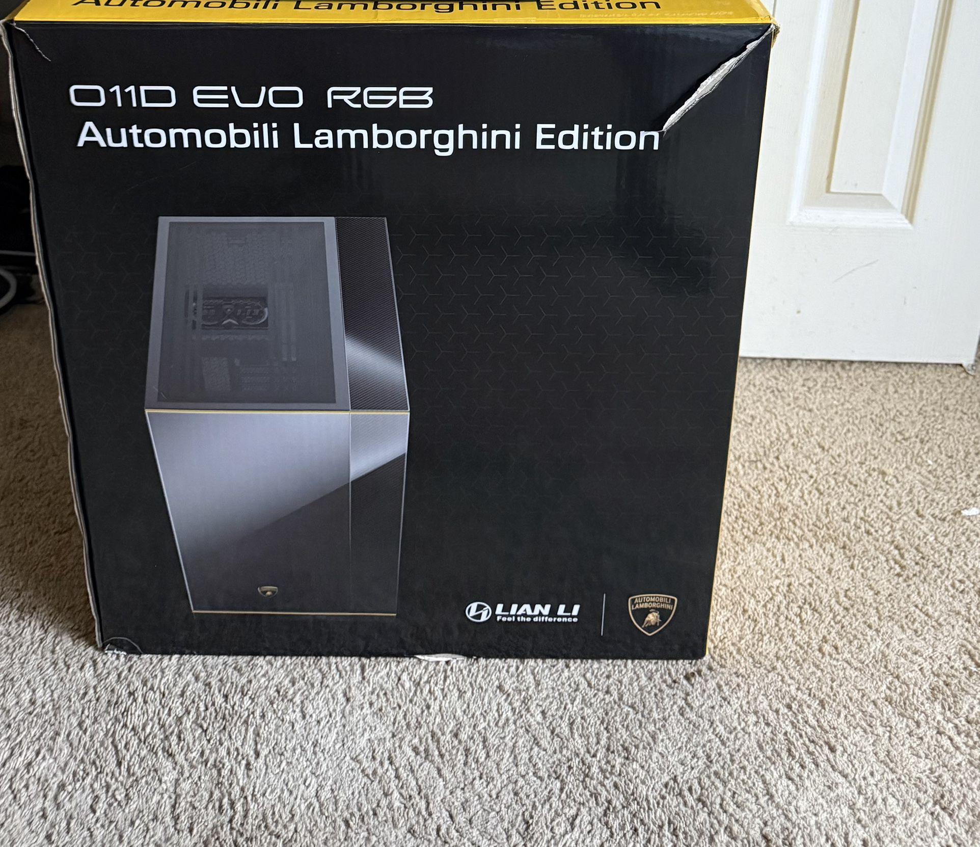 LIAN Li Lamborghini PC Case